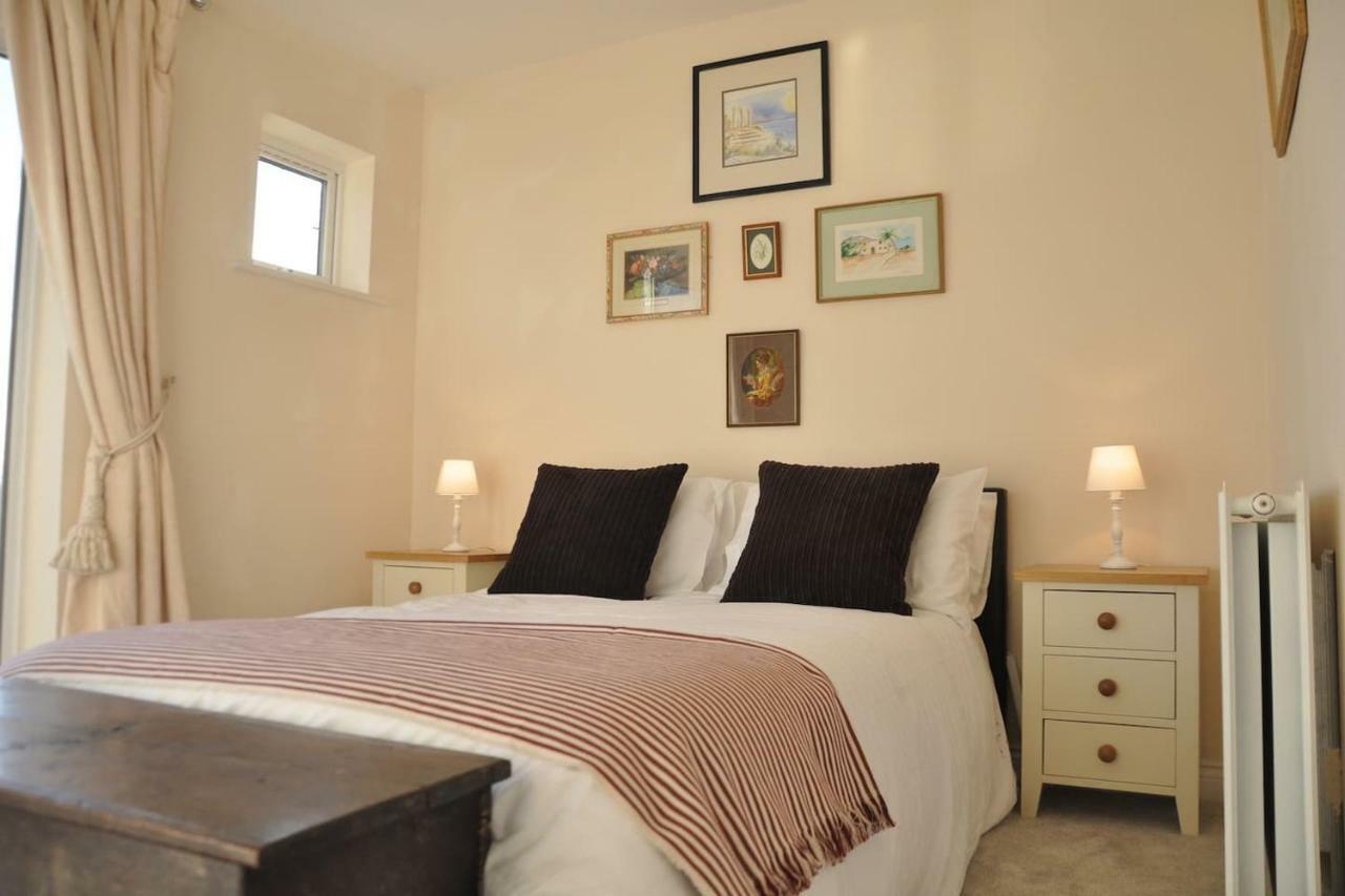 סטרטפורד-אפון-אבון 47 Wetherby Way, 3 Bedrooms, Sleeps 6, Easy Walk To Town, Parking, Self Catering, Great View מראה חיצוני תמונה